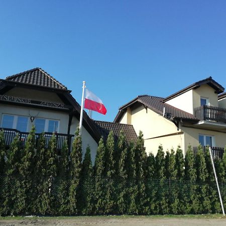 Zajazd I Restauracja "Mysliwskie Zacisze" Nikielkowo Exterior foto